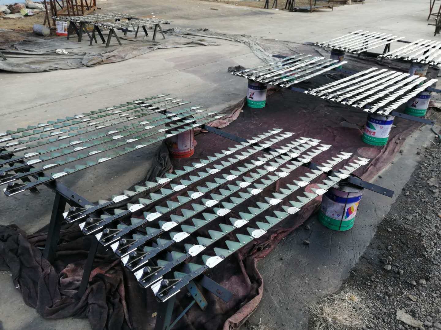high quality costom-made cutter bar assembly parts for combine harvester JD/CNH/CLAAS/MF/MacD/Kubota/Yanmar/Futon/Agri